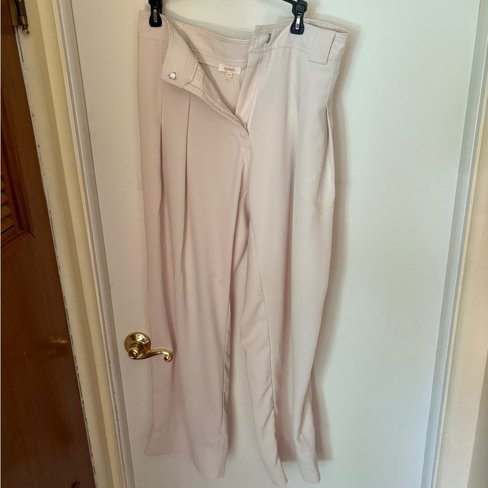 Elegant Cream Women's Pants